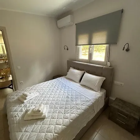 Κτημα Εριφυλλη بيت للعطل *