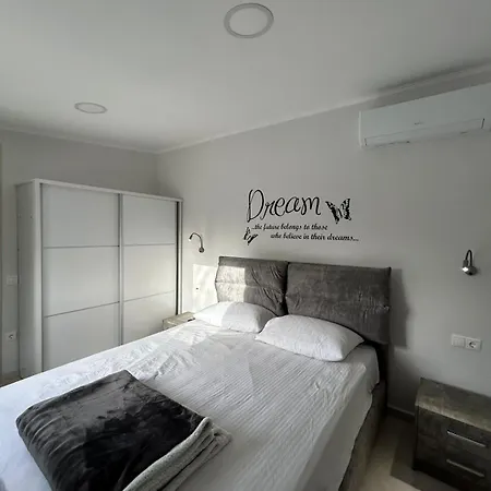 بيت للعطل Κτημα Εριφυλλη Khora